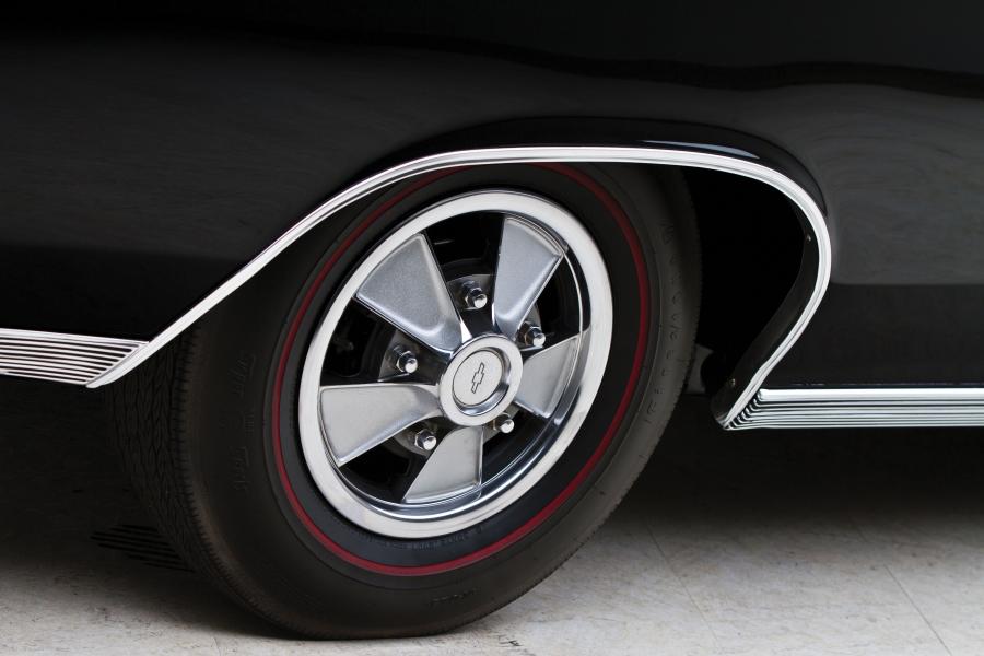  Chevrolet Chevelle SS 396 Convertible 1966 года  (фото 28 из 40)